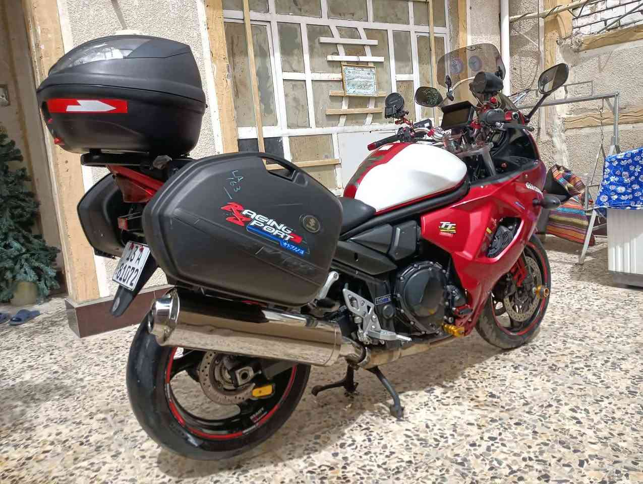 سازوكي GSX
رقم ميسان بسمي 
محرك 1250
موديل 16 
مكفولة من گير محرك
تزويد سلايدرات 
شاشه اصليه 
جهاز قياس ضغط الإطارات 
جنط اصليه 
لايت زنون 
ماء اصلي 
دهن ليكم ولي
السعر 45 بيها مجال 
العنوان بغداد 
***********
