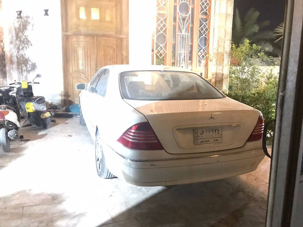 مارسدس غواصه للبيع او مراوس حسب القناعه صبغ عام محرك والكير  تبديل حاويه غرفه داخليه حاويه طخم تاير جديد دبلات وليس جوبلس رقم بغداد سعر 92ورقه وات ساب ***********
