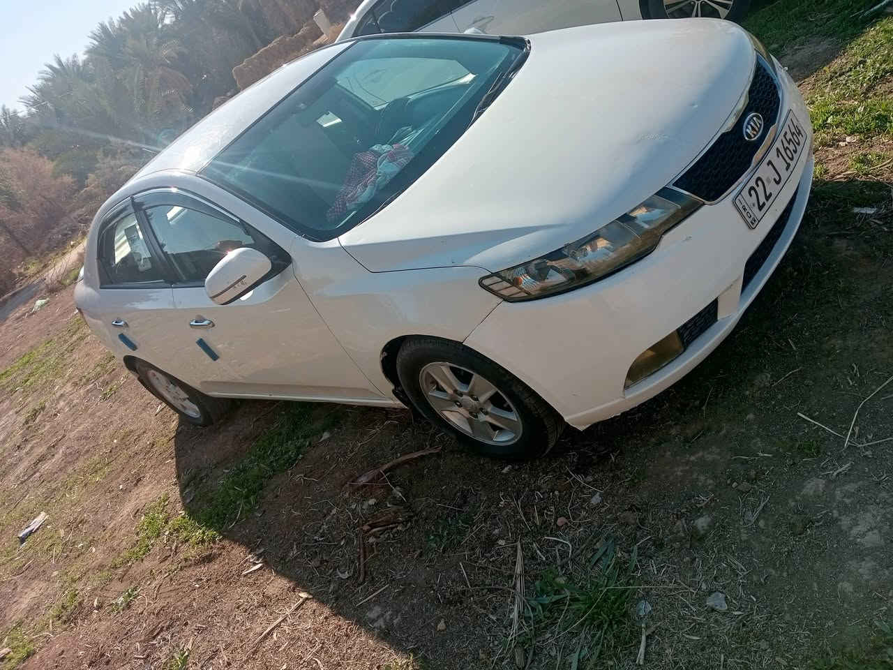 لبيع سيراتو موديل 12012بيه مكانات صبخ  مكينه 1600رقم دولي الطويل سنويه 2030وتلاثين رقم اربيل دولي  مراوس اراوس ***********لبيع السعر 90
