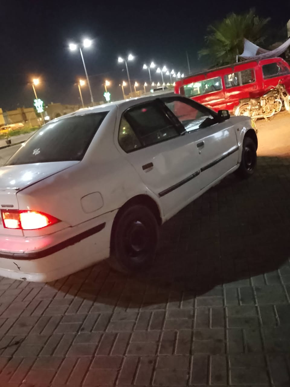 سلام عليكم سمند مكينه وكير مكفولات تبريد ثلج حداديه منفوضه نفض خلفي وامامي عضمتها حلوه بيها خياسات ما ملكطه ترايك اذا مو 180مرجوع كهربايات كله شغاله بطاين جديده دشبول جديد دوشمه جديده رقم بابل الماني تحويل ثاني يوم اريد مراوس حسب القناعه حتلو سايبه وينطي فرق عادي لان محتاج فرق *********** مكاني كربلاء
