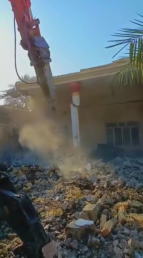 تفليش البيوت ورفع الأنقاض وتعديل الأرضية بمواد البيت بدون فلوس في جميع مناطق ديالى للاتصال على الرقم ***********
