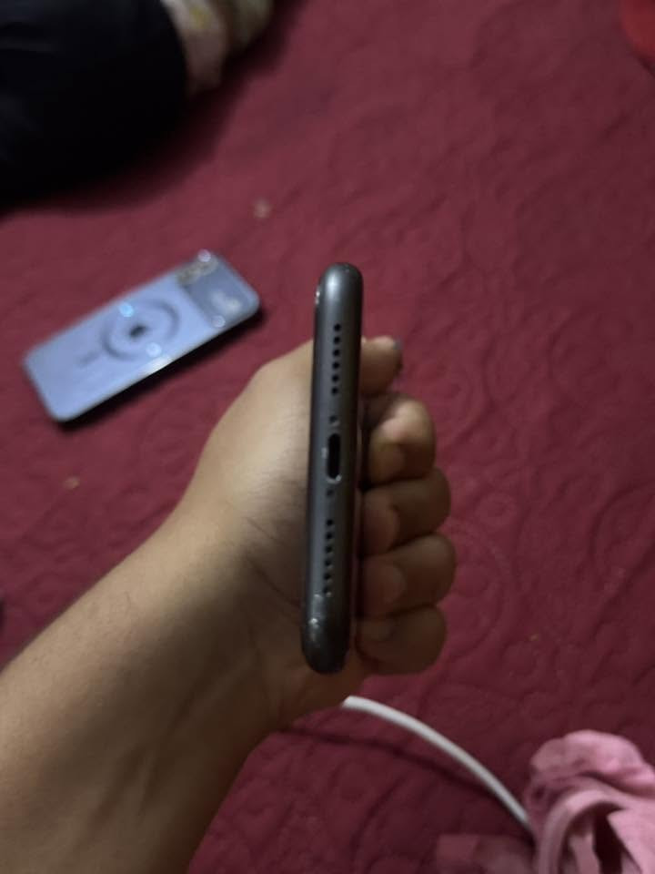 سلام عليكم جهاز لبيع ايفون11 بلاص جهاز مكفول من كلشي جهاز لا مفتوح ولا مبدل بي شي بس بي هاذه فطر ما مثر  تفاصل بل خاص هاذه رقم بي واتساب***********
