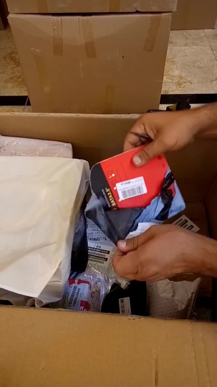 هارد مزاد اخوان واحد تيرا أعلى سعر ابيع


**إذا كنت صاحب هذا الإعلان وتريد حذفه لأي سبب، رجاءا أرسل رسالة إلى الدعم الفني**