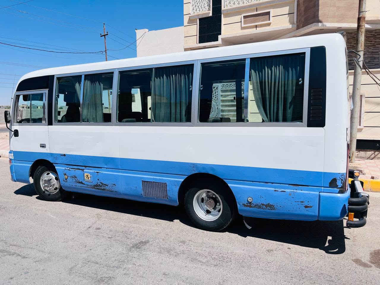 مكلف بالنشر ...... مكلف بالنشر
كوستر نيسان ٢٠٠٢ للبيع او مراوس بهوندا او روزه بانزين و غاز تبريد گير مكينه اكسل خير من الله داخل كله جديد تخم تاير رقم انبار مصفره من هيئة وغرامات كامله بأسمي تحويل ثاني يوم 
السعر ١٢٥ وبيهه مجال مكانها الانبار الرمادي 
للاستفسار ***********
