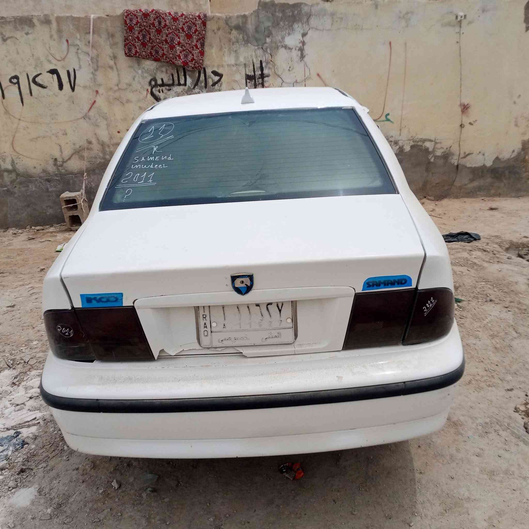 السلام عليكم سمند للبيع موديل 10 كير ومكينه شرط حداديه جديده السياره جاهزه ربع ما تذب  عليه عوزه بس التبريد السعر 29 وبيه مجال كان السياره الديوانيه الحمزه الشرقي الاتصال ***********
