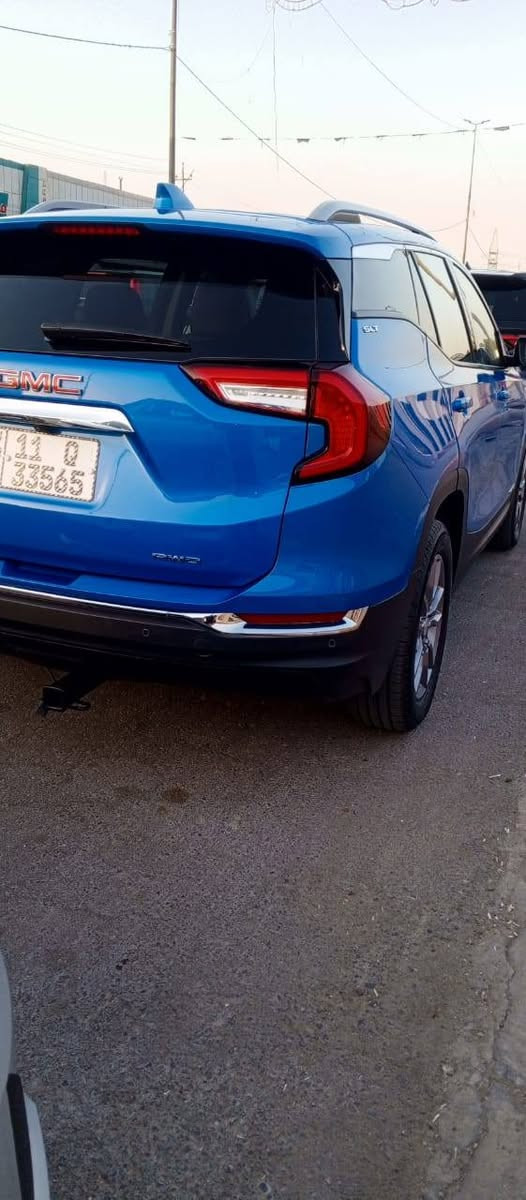 السلام عليكم جمسي تيران موديل 24 لون فيروزي مميز فقط ربع دعاميه صبغ وجاملغ باراد مرقم بغداد فورويل محرك 1500 تيربو كير 9 سرعه موصفات السياره كامري تحكمات استيراد صندوق كهربائي شاشه كراسي كهرباء خزن كشن تشغيل عن بعد كشنات تفه استيرن تفهه مشي 3 الف اخت الزيرو عنوان بغداد  سعره اتصل وتدالل ***********
