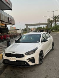 للبيع فقط بسعر مناسب فورتي موديل 2021 GT معوقين عل سنه جديده تصير حره ...