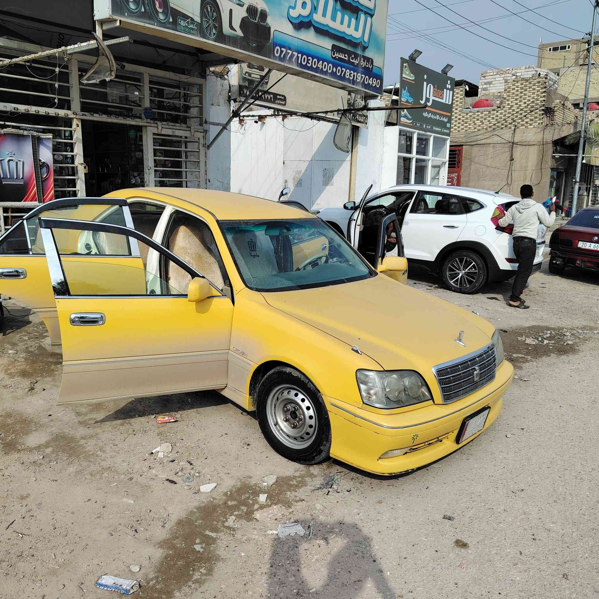 السلام عليكم 

ملكه (2003) صلاح الدين الماني

السياره كصه قماره فقط (مكينه + كير + حدادية + تخم تاير) كارتون

السياره جاهزه من كلشي تحويره نجف فوك وجوه مكينتها سي9 

السعر 62 قفل قفل 🔒

***********
