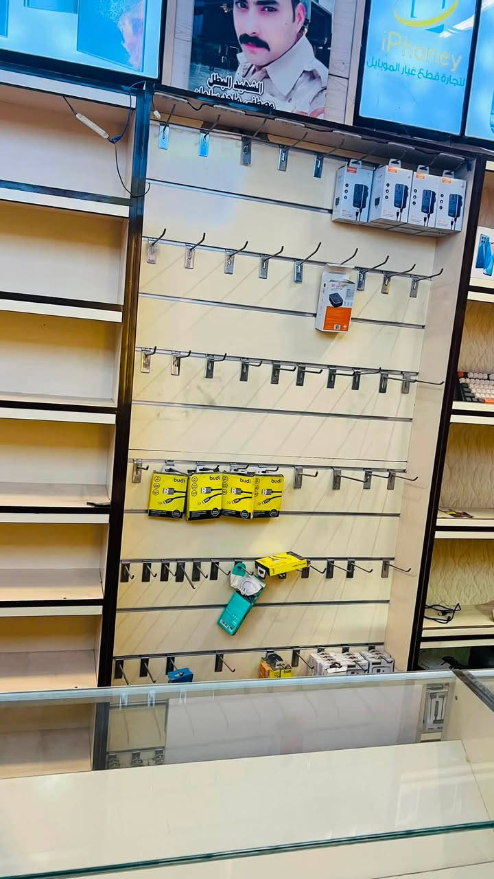 فاترينات للبيع ***********

