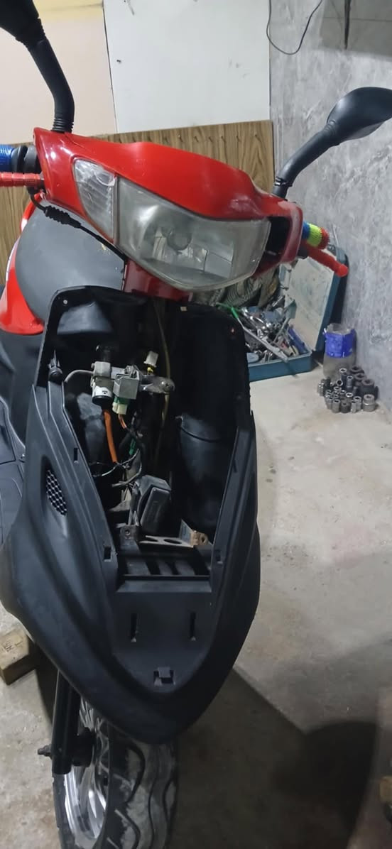 سلام عليكم
ماكس قجمه 
للبيع 
بلادي بيها كلج رياضي
الله شاهد الدرجه تخبل 
عوزها بجم إمام والسلف مرات يشتغل ومرات لا 
السعر ٤٥٠ وبيها مجال بسيط
مكاني زعفرانيه شارع المعهد 
*********** 

ملاحضه الدراجه
 خرسه ماكو صوت مكينه يعني فول
