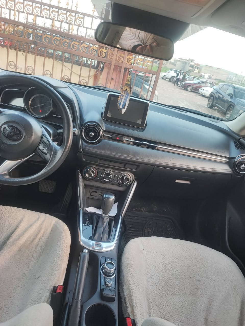 تیوتا یارس مودیل 2016 ...4صبغ بدون دواخل سعر 88بي مجال ***********
