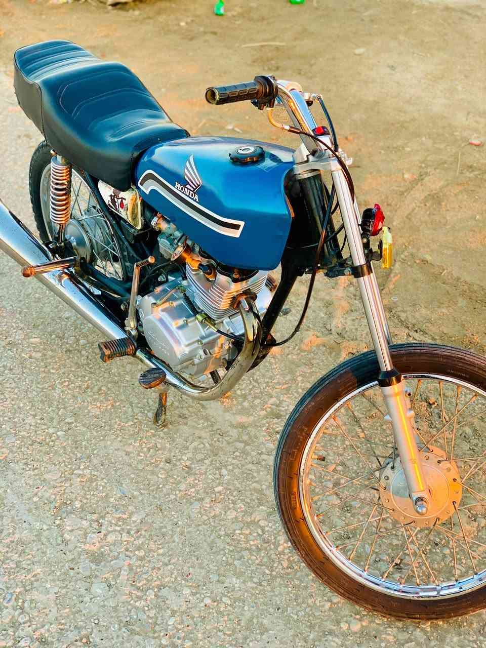 سلام عليكم شباب ؛للبيع سي جي نامه موديل 24 (كلك كلك) مكفوله من السرقه مفتوحة مبدل بستم فقط!! محرك ناعم خير من الله شرط شلعه ومعدل وسلولي كهربائيات شغاله الدراجه كامله ما عوزها برغي!!  السعر 475 وبيها مجال للشراي واليجي ما يرجع اله وهوه راضي! مكاني شطره للستفسار خاص او الرقم  0781 831 5763
