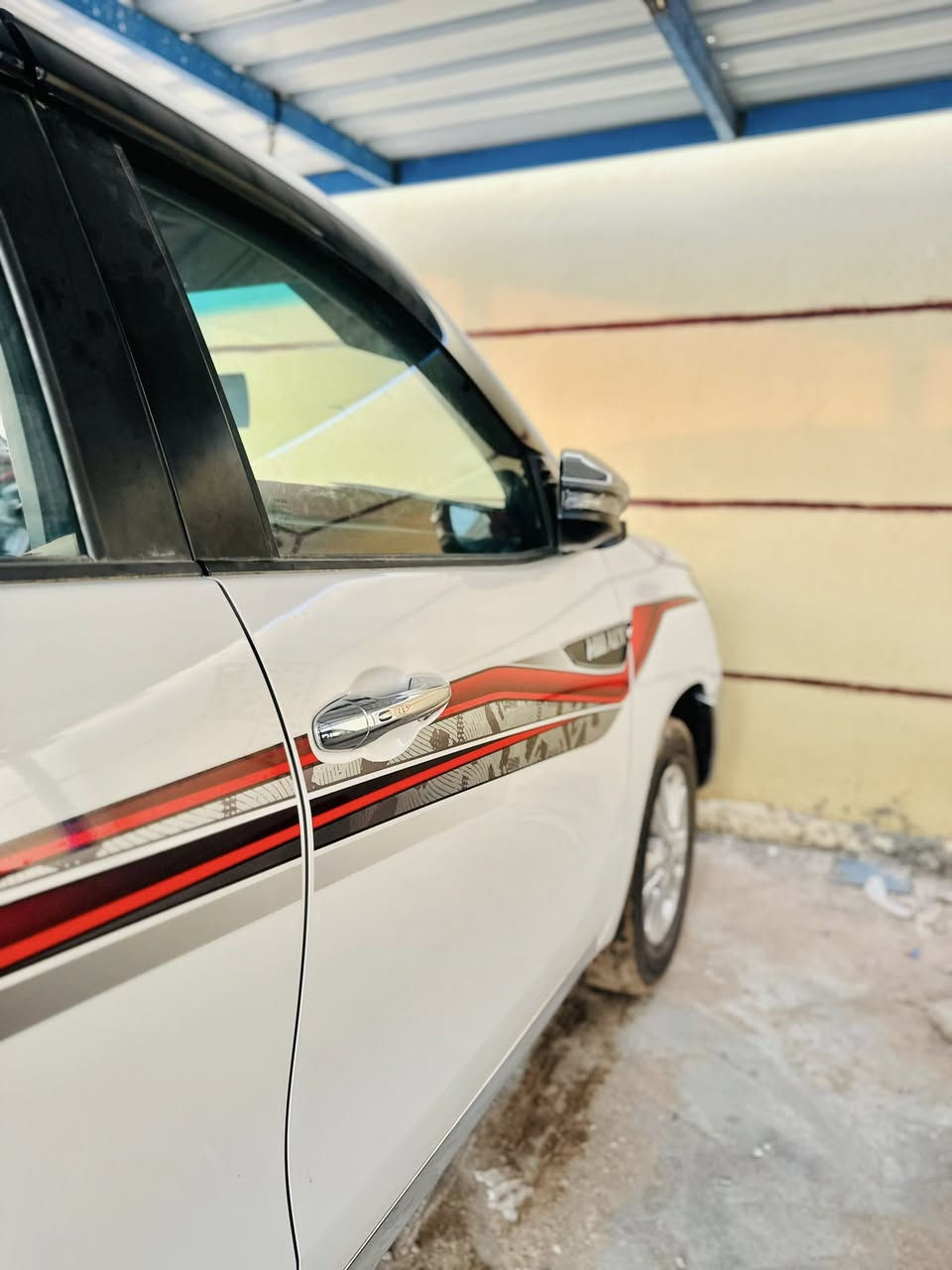 سلام عليكم هايلوكس2025 ساز فول مواصفات كفاله عامه رقم جديد بصره بسمي سنويه 2030 ماشيه 20الف المكان بصره الزبير السعر 318وبيه مجال للطيبين رقم لاستفسار ***********
