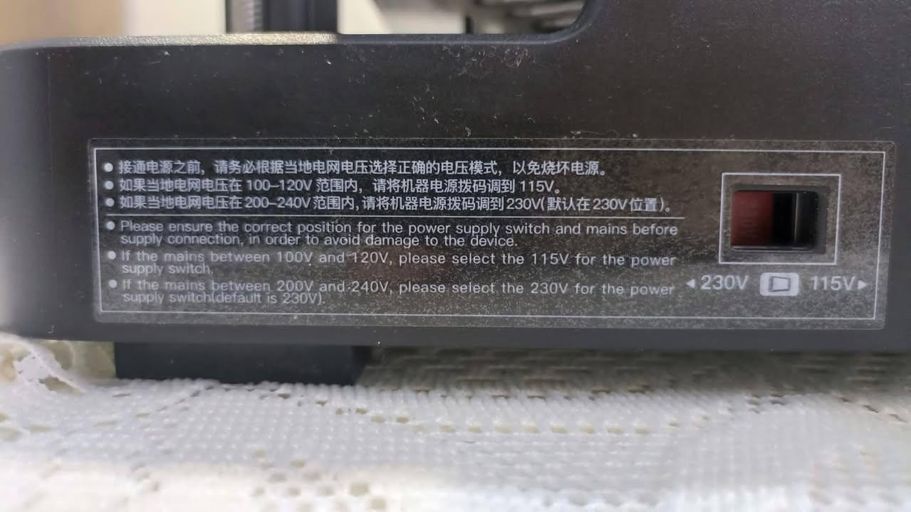 السلام عليكم
طابعة 3D 🔥
جديده مستعمله قليل وكلش نظيفة مثل ماتشوف💯
 كارتونه وغراضهة كامله📦
السعر ٢٠٠ وبيها مجال بسيط.
***********
