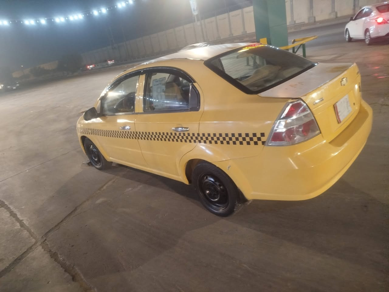 السلام عليكم افيو البيع٠ ٠٢٠١خليجي ١٤٠٠ مفتوح رقم نجف مداور ثاني يوم كير مكينه جدد تخم تاير جديد تبريد تدفه كله شغال ادامه كامله السياره كله جديد سنويه  لغايه2027 بسم خالي بيها صبغات قليله بدون كل داخل وبدون تبديل السعر 48وبيه مجال العنوان النجف ***********سيد معتز
