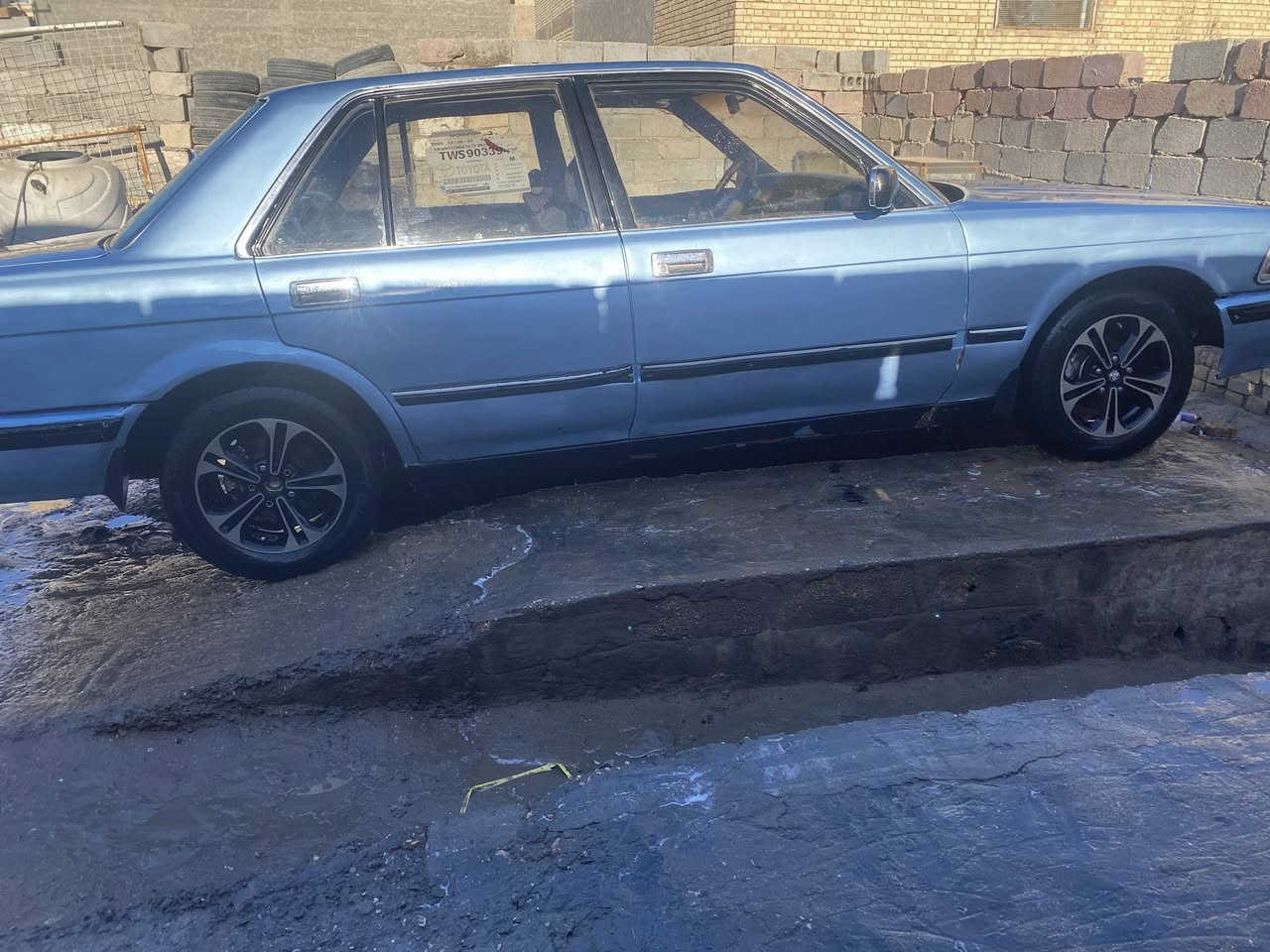 سلام عليكم سياره سيدان مديل ٩٢البيع والمراوسً حسب القناعه. مكينه وكير وحداديه وتخم تاير خير من الله مكفوله من الضربه والكص ونقل جثه وكافه الصوالياتً سياره دواخل حلوات دشبولً حلو كشنات حلوه ويل كب السياره رقم قادسيه تحويل ثاني يوم سنويه نافذه سياره جاهزه ترايك شرطً 180مكينه جديده وكير جديد كهربائيات كلها شغاله كيلو متر رون اليتً عالي ناصي أشاير كلها شغاله السعر 32وبيها. مجال الشراي مكان كربلاء رقم الهاتف ***********/***********
