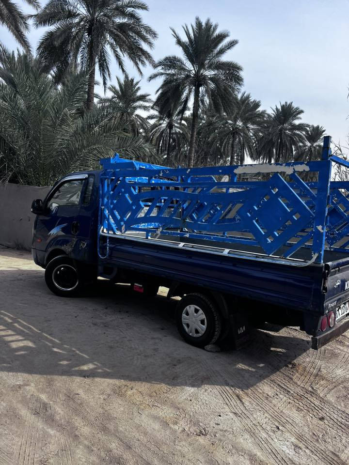 كيه مديل 2005 محرك وكير وكسن  كفاله عامه ما مفتوحات سياره قطرت صبغ مابيه سياره بسمي سنويتهه، 28السعر 80وبيه مجال ***********
