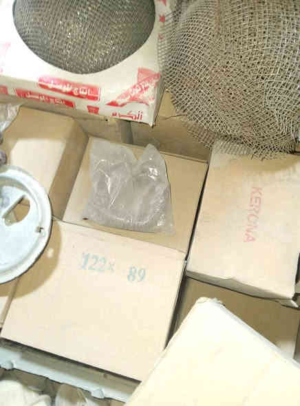 سلام عليكم اخوان اشتريت أغراض جانن مخزونات  امخزن خاص بل صوبات ول طباخات  وفتايل اصليه  ويدات واشرات الي يفيدنه يتفضل ايشلهن شيله وحده ولي يرضي الله وخير من الله بيهن الصاحب مصلحه المكان في منطقه الري خلف البياع وخليلكم رقمي بي واتساب ***********
