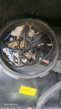 منظومة غاز 100 لتر 8 سلندر شغالة للبيع شادهه على جارجر ار تي  صناعة ال...