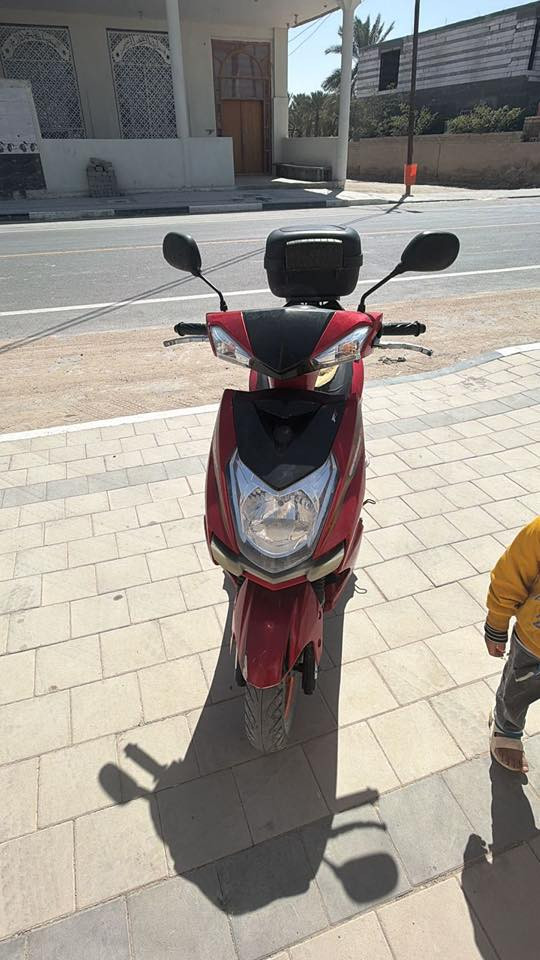 السلام عليكم دراجه صيني مديل 22كفاله محرك جديد دراجه جديده السعر 300قفل من اخير المكان بصره مدينه  للاستفسار ***********
