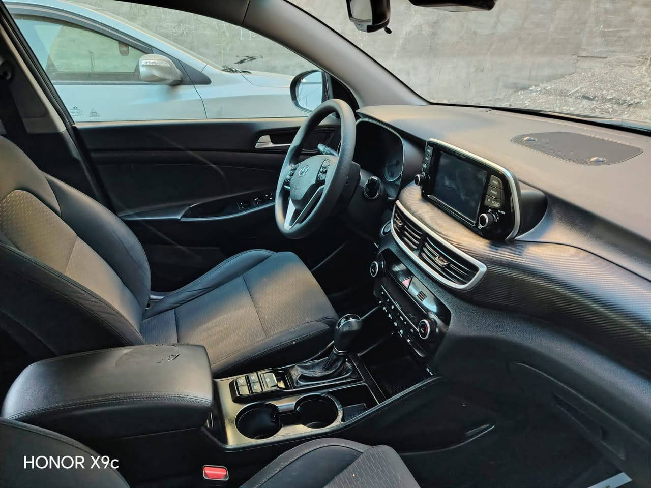 السلام عليكم 
توسان 2021
رقم بغداد بأسمي 
محرك GDI2400
صور الحادث بل منشور 
وارد امريكي ضرر جاملغ ايمن وتبديل البنيد وكاله 
فول مواصفات عدئ الفتحه 
السعر 172
للتواصل ***********واتس اب
***********واتس اب
متواجد علئ الخاص
