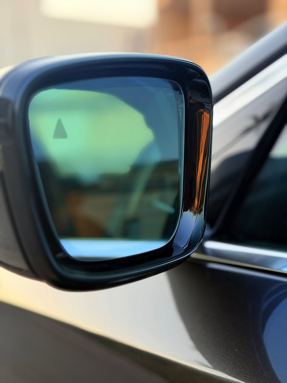 السلام عليكم
BMW 530 2019
رقمه اربيل الجديد. 
المواصفات:
- فتحه بالسقف ( سلايد)  
- نظام القيادة الذاتية
- كاميرة خلفية بدقة عالية 
- رادار لقراءة خطوط الشارع
- رادار جانبي
-  شاشة وسطية لمس بقياس ١٣ انج 
- نظام اطفاء السيارة في الاشارات 
-مقاعد فول تحكم كهربائية
 - انارة داخلية  
- اضويه اماميه Adaptive LED
- نظام النقطة العمياء 
- نظام Auto Hold
- انظمة قيادة متعددة ( SPORT + COMFORT+ ECO ) 
- ايرباك + ABS + ESC
-  بصمة تشغيل
- حساسات اصطفاف ( امامي + خلفي ) 
- نظام الاصطفاف الذاتي ( اوتوو بارك)
- مريا طوي كهرباء + قلاب عند الرجوع للخلف 
- ستيرن كهربائي
- شفتات على الاستيرن  
- نظام ملاحة 
- مفتاح سمارت على الابواب الاربعه 
- صفر مسج 
- ماشية 106 الف
 صور حادث بلمنشور 
بدون ايرباك 
سيارة بدون نقص صفر مسج
السعر :248 وبيها مجال
الرقم
***********
المكان المنصور
