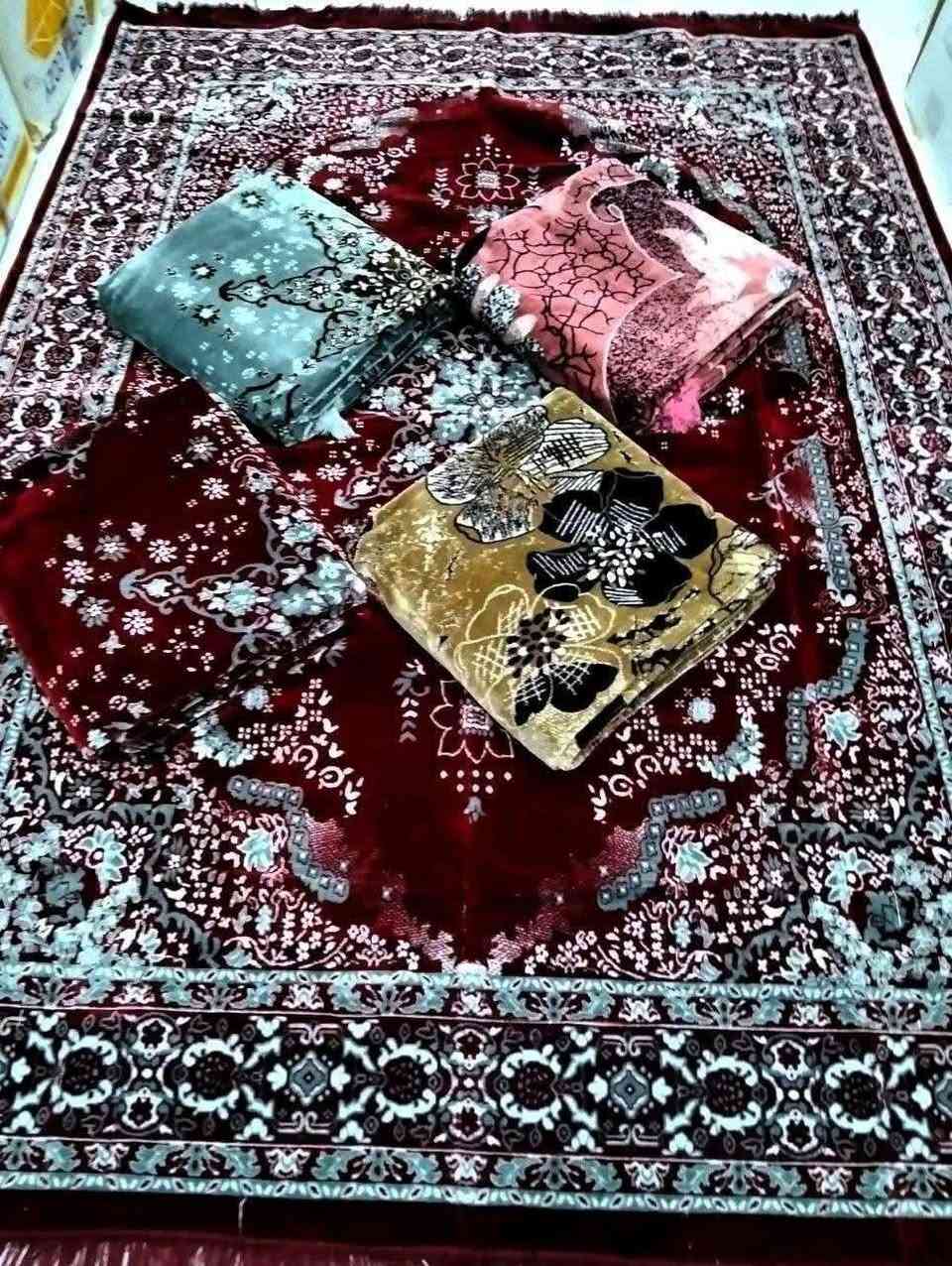 للبيع لعدم الحاجة هنزل في سعرهم انا عندي كمية كبيرة منهم واشكال تانيه كتيييير  واللى عوزها هبيعهله #بسعررر حرق🔥🔥
#مصنع #مفروشات #شنط #بديل_سجاد


**إذا كنت صاحب هذا الإعلان وتريد حذفه لأي سبب، رجاءا أرسل رسالة إلى الدعم الفني**