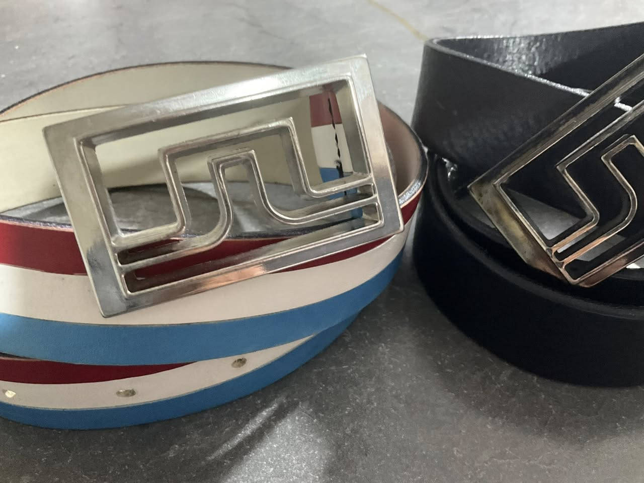 احزمة جلد طبيعي


**إذا كنت صاحب هذا الإعلان وتريد حذفه لأي سبب، رجاءا أرسل رسالة إلى الدعم الفني**