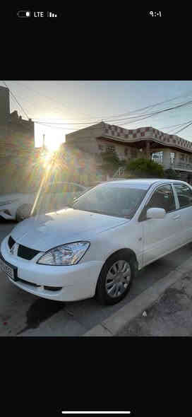 السلام عليكم 
لانسر موديل ٢٠١١
مكينه ١٥٠٠
سياره جاهزه تخم تاير باتري جديد بلكات بدلتهن جدد
عبوه كامله فيت بم
مسطره نوزل جديد اني جناي واحب الجديد والسونار موضح
