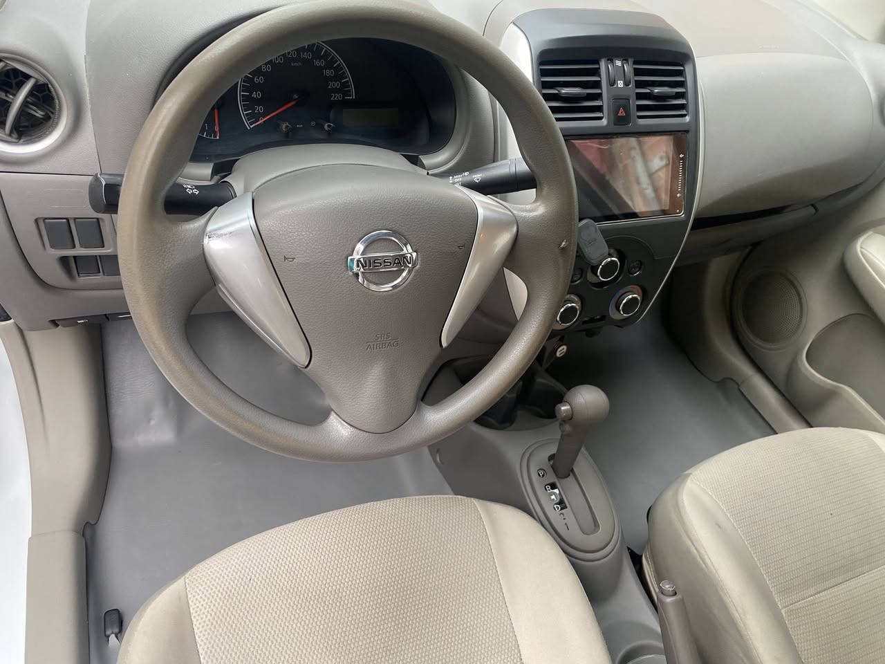 السلام عليكم 
نيسان سني هندي موديل 2022 السياره كفاله من الصبغ وتبديل وكير ومكينه كله كفاله السياره ع وضع الشركه رقم بغداد  
***********
