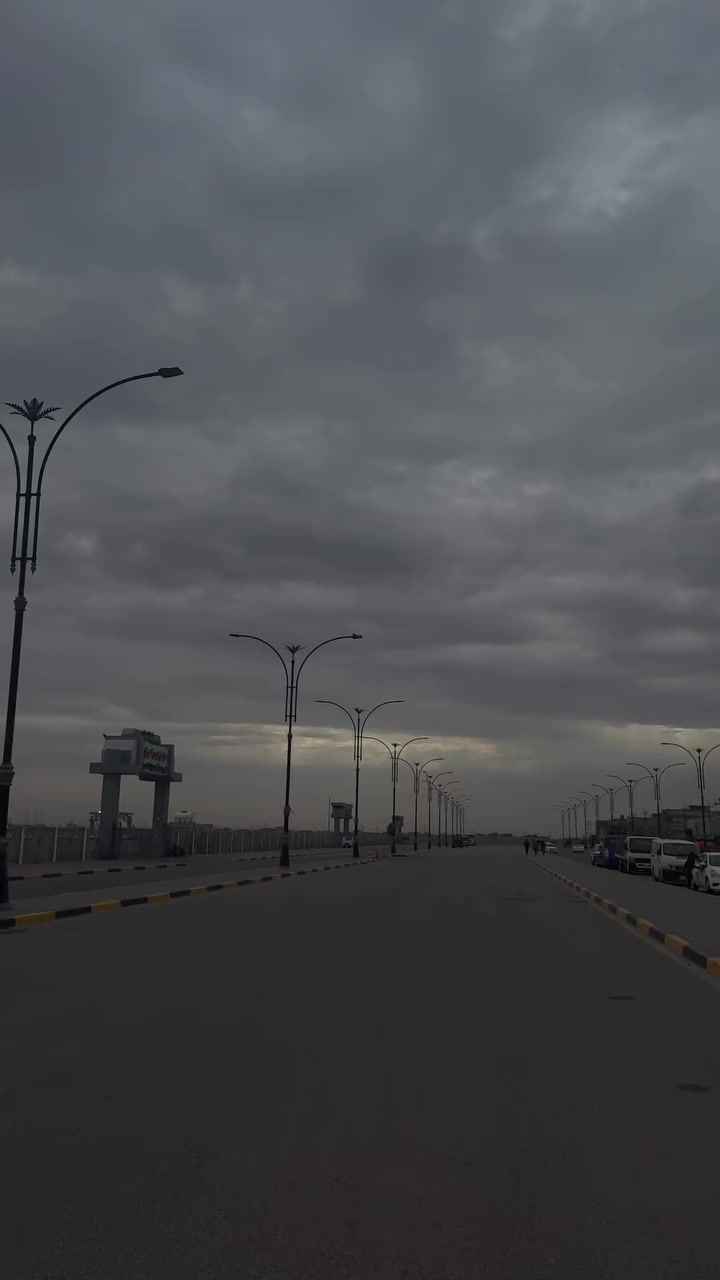 السلام عليكم سياره  سوناته  باسمي مديل 16 وارد مريكي بيهه قطعتين بنيد وصندوك سياره جاهزه خير من الله  رقم الهاتف ***********
