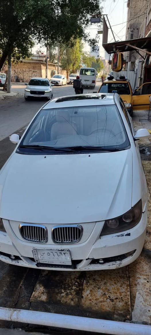 ليفان 620 للبيع 2013 ماشيه 93 نظيفه جدا
السعر 58 بيها مجال بغداد الكرخ الحريه
 للاستفسار.   ***********
باتري جديد تايرات جديده تبريد تدفئه شغال كل شيء جاهز  
عدا بيها طخه بالجامغ الامامي والداعاميه الاماميه تحتاج صبغ 
السلايد السقف عاطل
