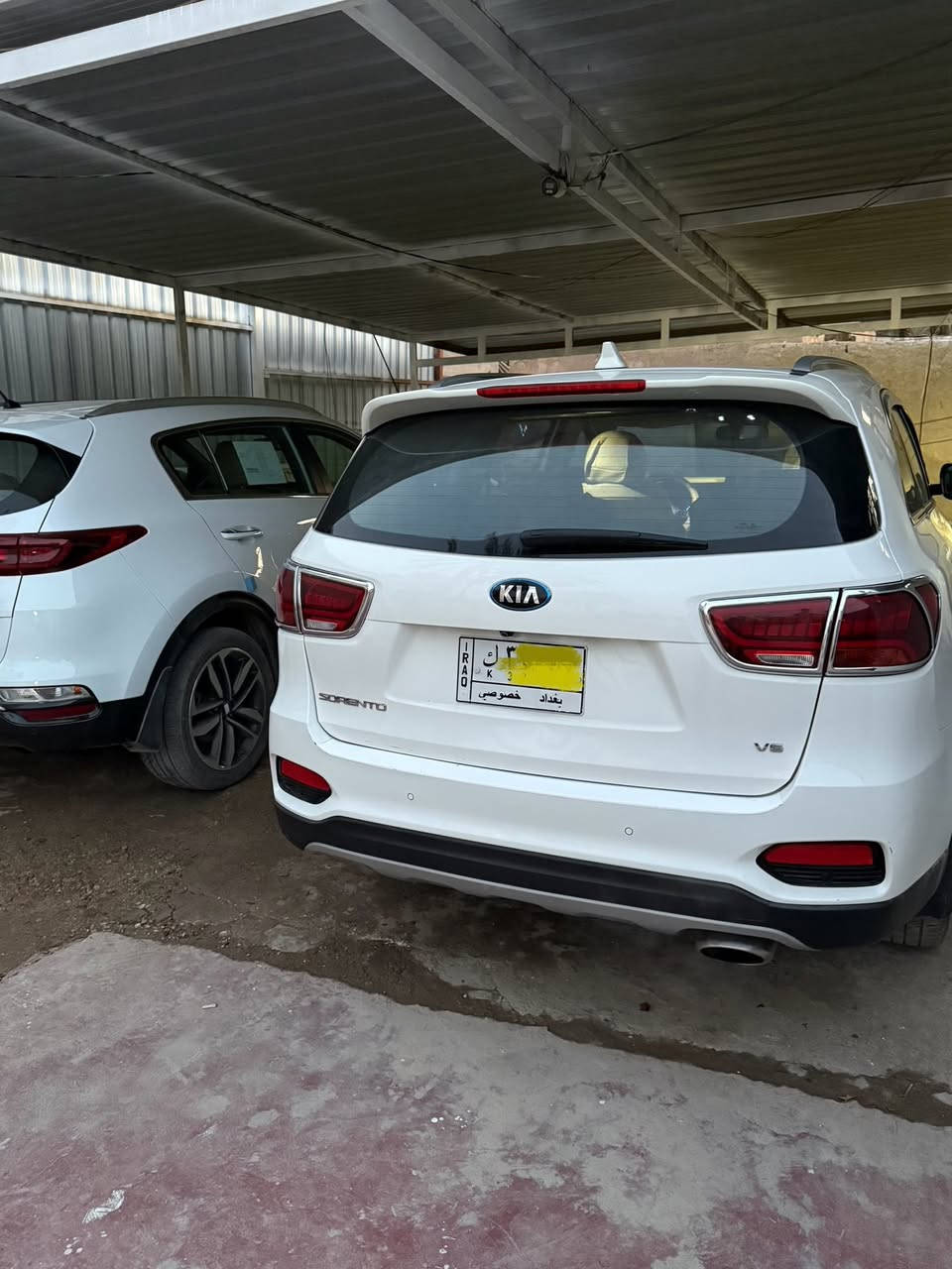 سلام عليكم
للبيع سورنتو 2019 خليجي 

🌟فول مواصفات 1/1

 / بانوراما  / بصمه /مانع انزلاق تبريد قطعتين تبريد كشنات 

خمس كامرات  وباقي الموصفات المعروفه⭐️

7راكب محرك ٦

رقم بغداد تحويل مباشر  مكان السياره بابل 

ماشية ١٥٨الف  محرك مفتوح  مثل ما موضح بالسونار 

السياره قطره صبغ مابيه  

السعر : ٢٧٠

الاتصال : ***********
