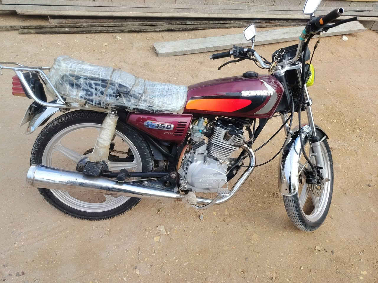 السلام عليكم شباب يراني 5 كير كرهبايات كله شغاله محرك فول دراجه جاهزه اوراق مابيه السعر 500 قفل لو مو شراي لا يتصل لستفسار ***********
