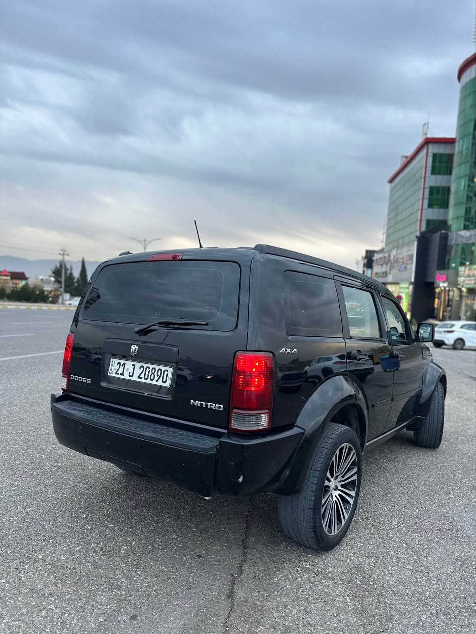 بەناوی خوای گەورە

دۆج نیترۆ. ٢٠٠٩. 4*4

١٨٥ هەزار کیلۆمەتر حەقیقی ڕۆشتوە 

بێ بۆیاخ. 

سەیارەکە وەسفی ناوێ. ماشاللە 

رەقەم و سەنەوی تازەیە بەناوی خۆمەوەیە. 

کامل سیرڤس. کراوە 

٤ بانسی لۆکم بۆ بەستوە 

ڕۆنی مەکینەی تازە گۆڕاوە 
🚗
دەبڵ ئەکسل. 
مەکینە ٦ بستۆنی مەرخوب. ٣،٧ 
تحدید سورعە 
جام کارەبا و ئۆتۆ ئاوینە کارەبا 
کامل لایتەکانی کراوە بە لید 
شاشەو کامیرای بۆ بەستراوە 
٤ ویل و تایەی لە ژێرە. ٤٠٠$ پێدراوە لۆک
هەموو گیانی بەشەرت.  نرخ. ٩٩ گەڵاو مەعامەلەی برایانە.    شوینم سلێمانیە.  ..   

0 7 7 0 7 6 9 7 1 4 2 السليمانية, العراق
