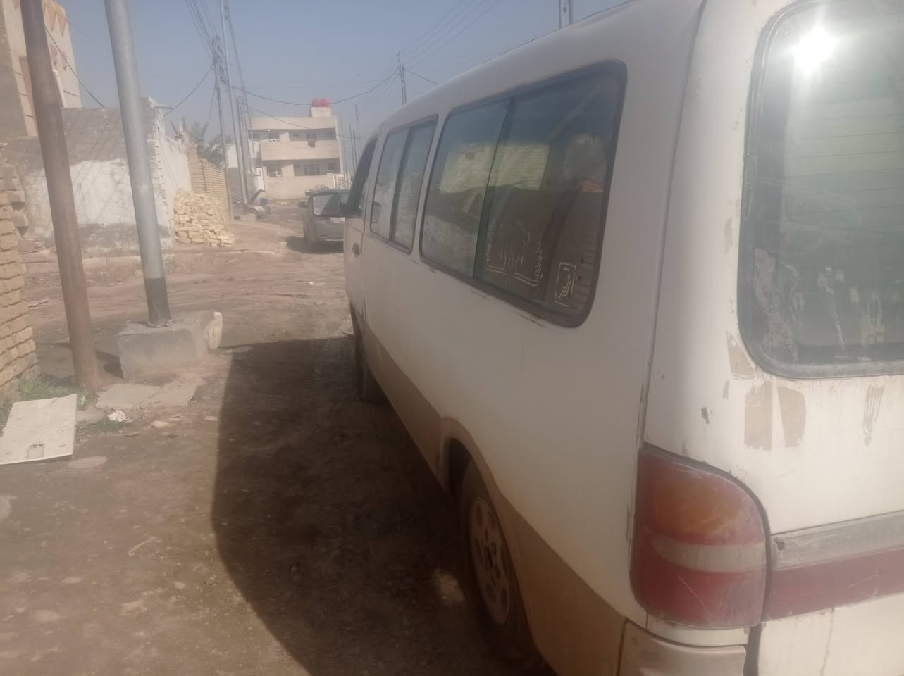 ابريجو للبيع مراوس.   رقم اتصال.   ***********
