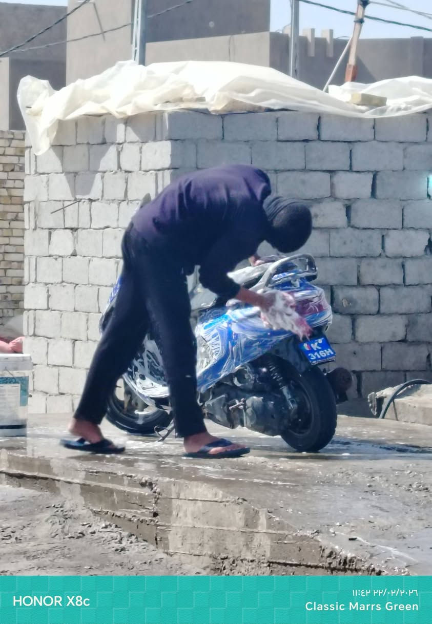 فراشه فحل  نقص باتري فقط دراجه محرك ناعم سرعه حلوه كهربائيات كامله بس الاشاير عوزها ترتيب مجفته مره وحده الدرجه شوفت عينك العنوان الدغاره ***********
