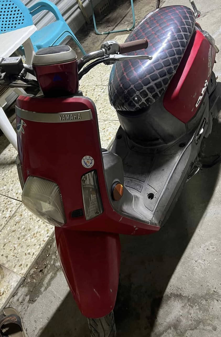 بوليس مصطره للبيع الدراجه مكفوله كفاله عامه برغي ممفتوح بيه الدراجه فول نضافه رايده ب900 ***********
