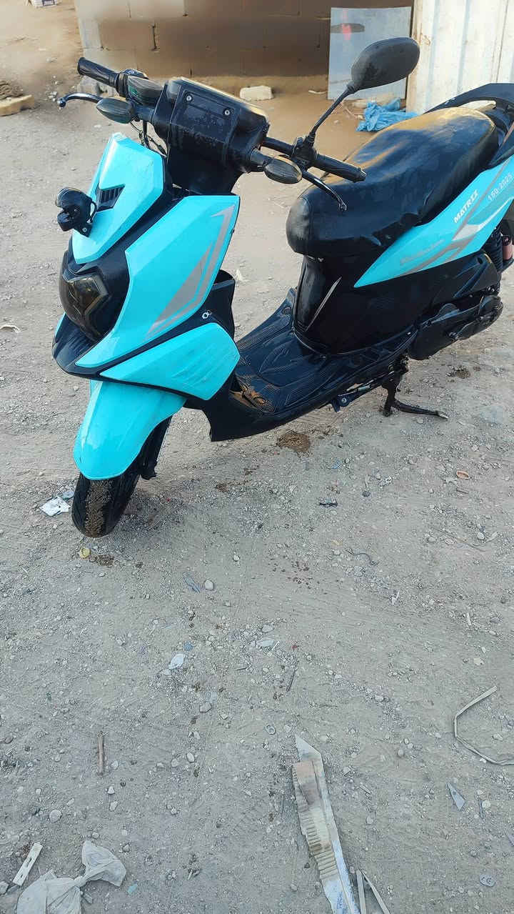 سلام عليكم دراجه ماتركس 2025 نضيفه ما مفتوحه اوراقه اصولي تشتغل هندر سعرها 400 وبيها مجال عنوان كربلاء حي النصر 
***********
