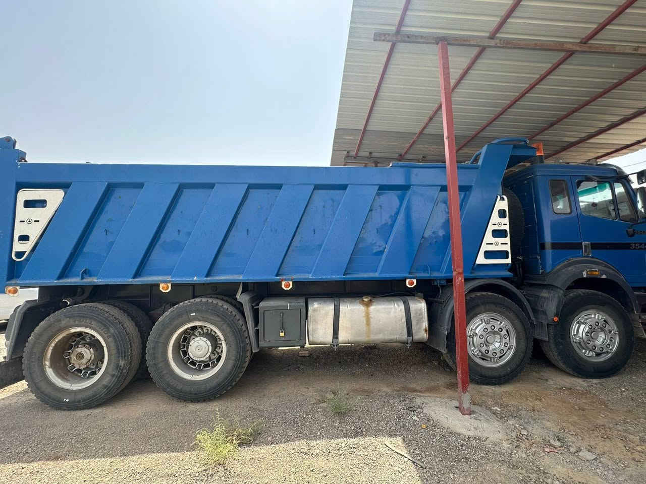 السلام عليكم كروات للبيع موديل 1996 رقم بغداد حجم محرك 44 شاصي طولي بلادي مجموعة جيف كير 155 فافون سعر 500 ورقه وبيه مجال مكان سياره رمادي
***********
