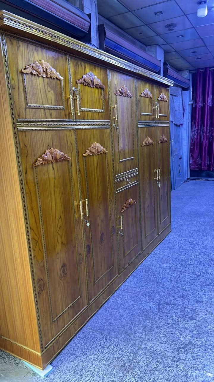 ب350 تسكام 
عنوان المحل نجف شارع الهاتف واكو توصيل


**إذا كنت صاحب هذا الإعلان وتريد حذفه لأي سبب، رجاءا أرسل رسالة إلى الدعم الفني**