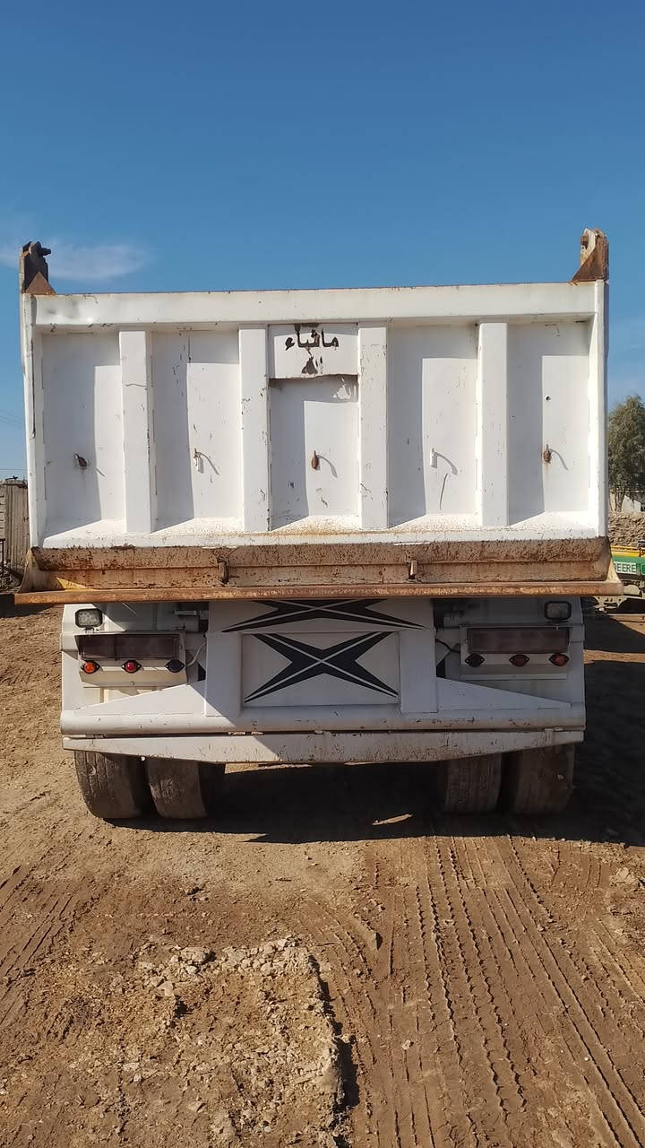 مقطورة للبيع جاهزة جوى الشغل للأستفسار ‏‪0751 870 6779‬‏
