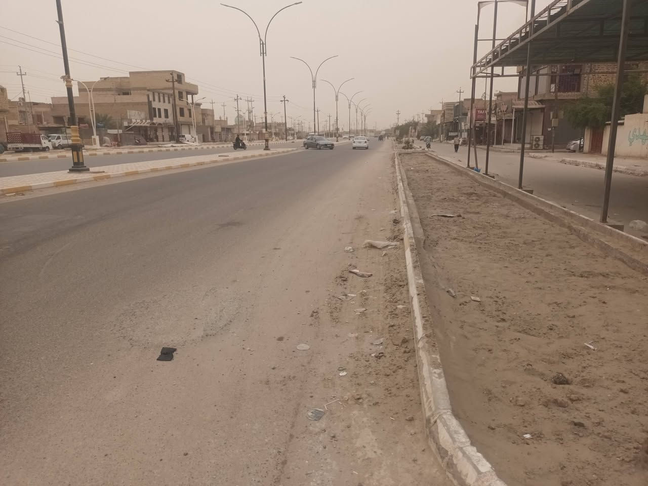 بيت البيع بنحية الفظليه بشارع صباح ثني بيت عن شارع العام المساحه ٢٠٠ وجه١٠ ونزل٢٠/ *********** طابو صرف بسمي
