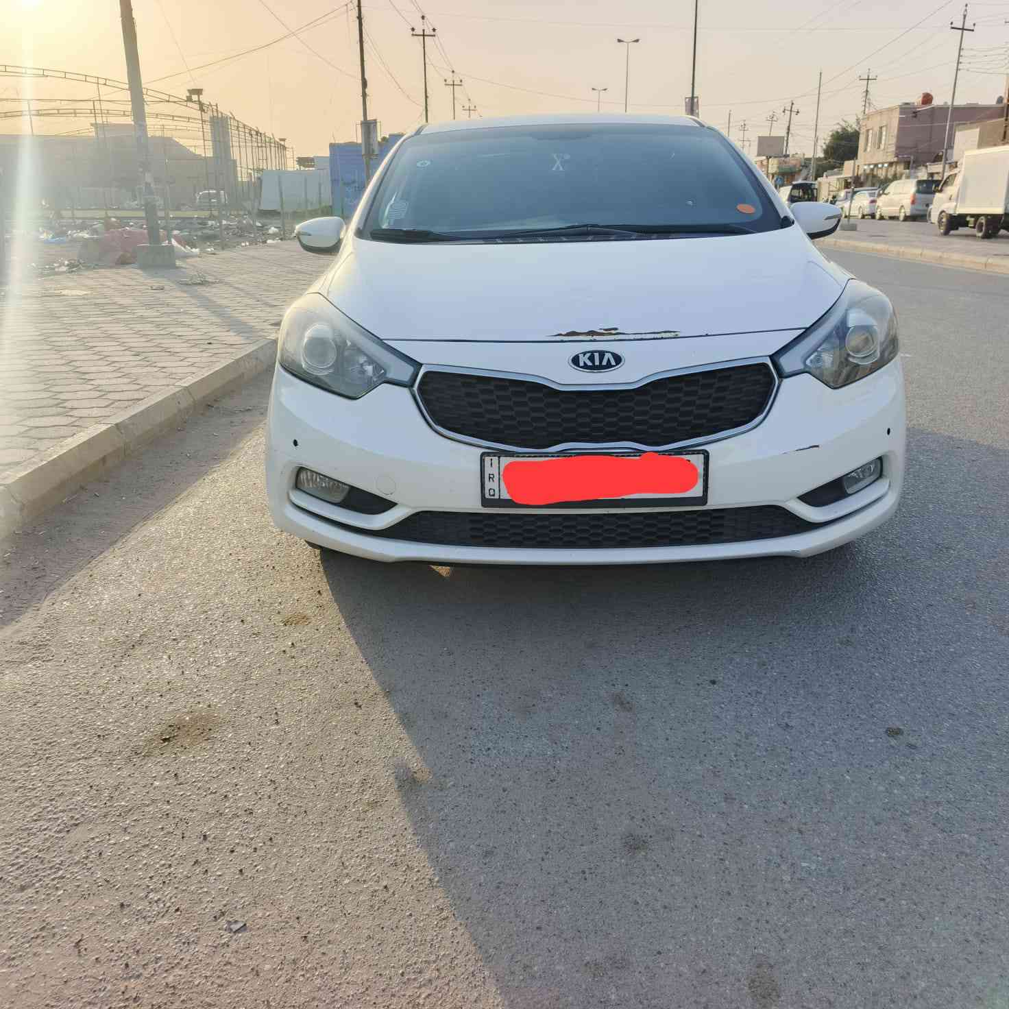 سيراتوا خليجي 2015 سنويه 2030
رقم جديد بأسمي  1600 دوش
كير محرك تبريد ثلج 

ضربتها بنيد مبدل + جاملغ امامي اصلي 

مكان السياره ذي قار مركز 
***********
السعر 105 بيع مستعجل
