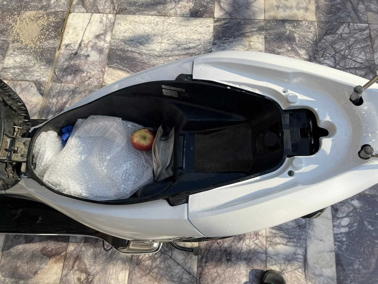 دراجه bcx جيل اول ياباني jf بلادي نضيفه شلعه ومعدل السعر مليون و٣٠٠ مكاني تقاطع حمام المدينه شراي اتصل ***********دراجه كامله اي نقص مابيهه
