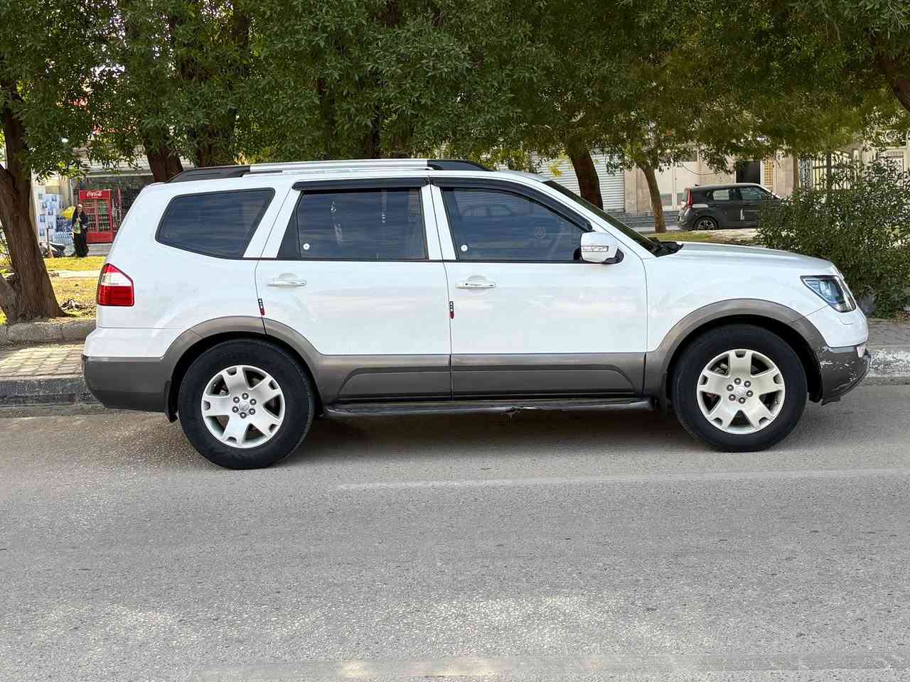 السلام عليكم سياره نوع كيه مهافي 2013خليجيه فول مواصفات 1/1سياره جاهزه مكينه سته سلندر 3800تبريد ثلاث قطع سياره سبعة راكب سياره جاهزه مكينه كير حداديه تخم تاير فول مواصفات سياره كفاله عامه سياره ماشيه 150حقيقي السعر/147بيه مجال العنوان/كربلاء رقم الهاتف/***********سياره بيع فقط
