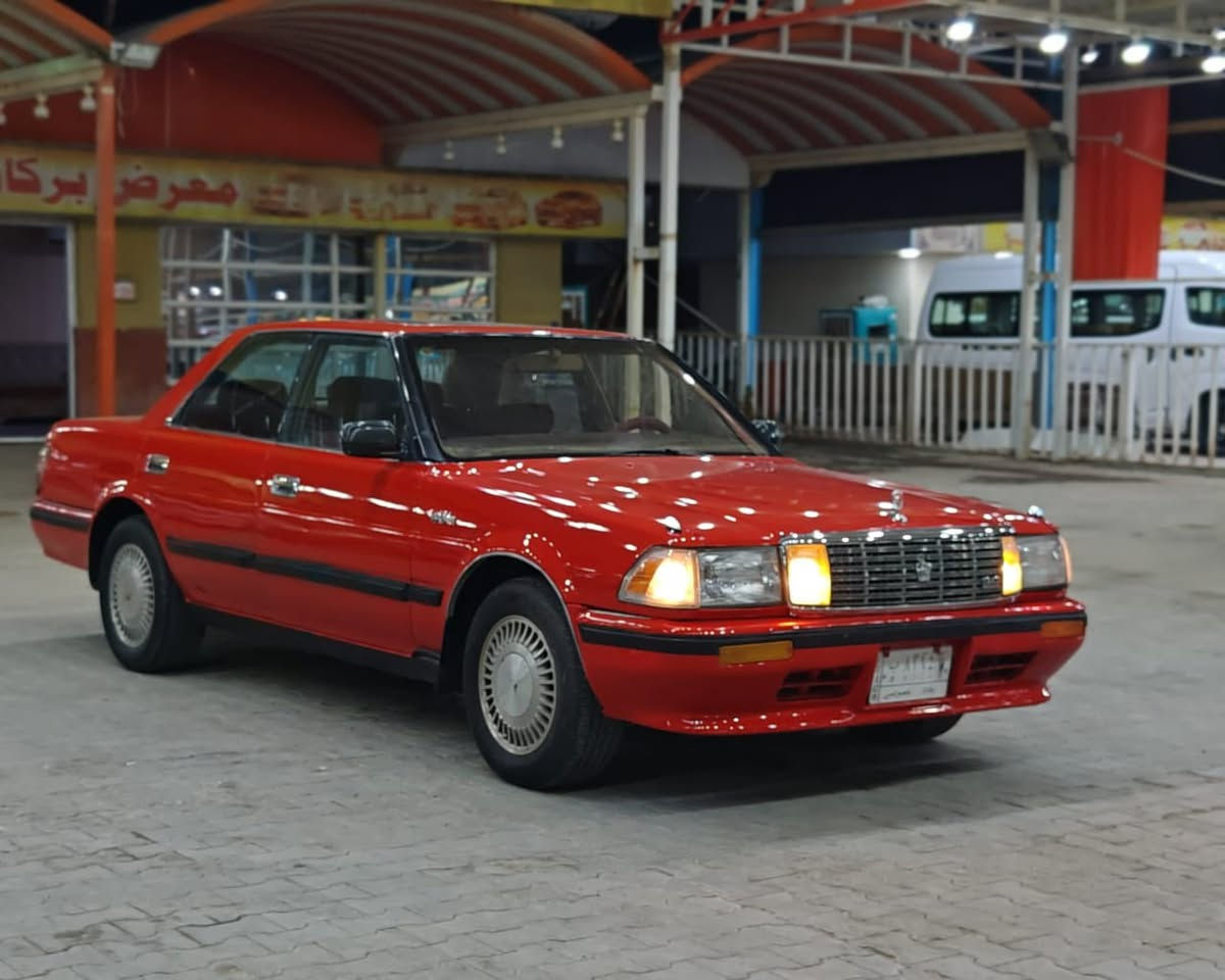 هارتوب موديل 1991 ايسر بلاد السياره مصبوغه جماليه مكفوله من ضربه وكصه ونقل جثه وشرعيات رقم بغداد الماني سنويه ل 29 سياره جاهزه مكينه وكير وحداديه وتبريد وكهربائيات مكينه 2500 فيشه وحده السعر 65 وبيها مجال مكان السياره نجف للاستفسار ***********
