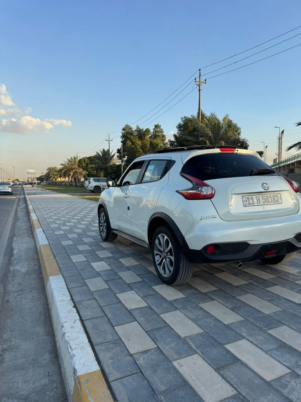 نيسان جوك للبيع موديل ٢٠١٨  خليجي فول مواصفات سيارة جديدة وجاهزة مكفولة كفاله عامه وكاله شركه ام الضمان سيارة فول بلي رامه بصمة ابواب بصمة تشغيل كشنات جلد تدفئه وتبريد بل كشنات زراك لايت رادرات حساسات خمس كامرات تحكمات شاشه سيارة اخت الزيرو  كفاله لا ضربه ولا صبغ ماشيه ٦٥ الف  رقم بغداد مشروع وطني تحويل ثاني يوم سعرها ١١٧ ورقه ومكان السيارة بغداد البلديات ***********
