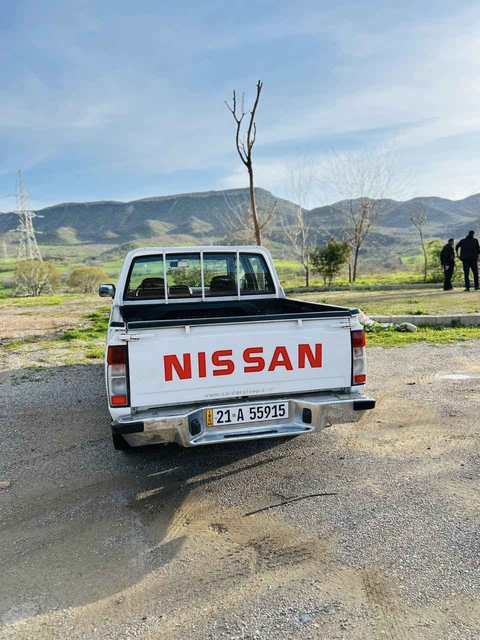 نیسان مۆدێل 2010 بێ بۆیاخ
سەنەوی تا 2031 تازەیە یەک دینار مەسرەفی تێدا نیە هەموو شتێکی تازەیە تەنها دوو پەڵە ساردی هەیە سعر$ 118$
***********
