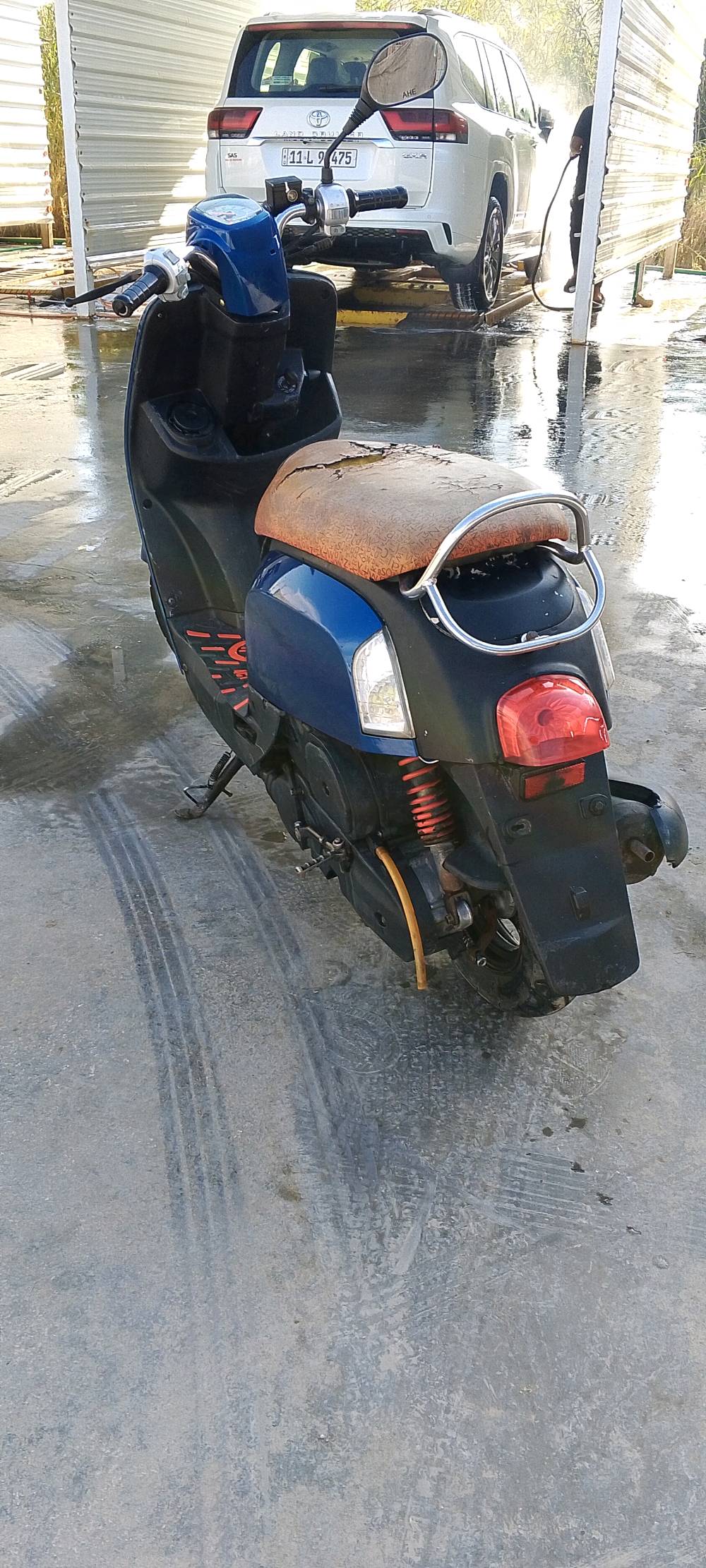 دراجه بوليس لبيع كهربائيّة كله شغاله المكان الحمزه الغربي سعر 500وبيه مجال الرقم ***********